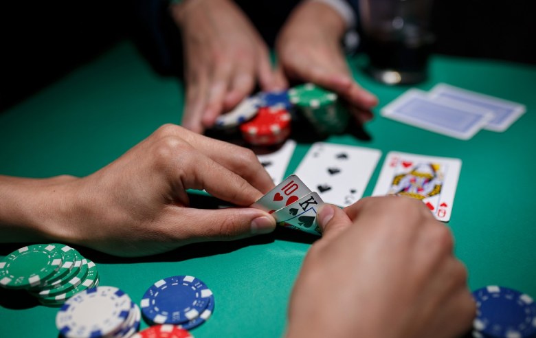 Интеллект и характер в покере
