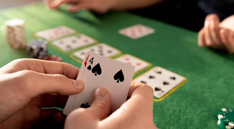 Основы блефа в покере