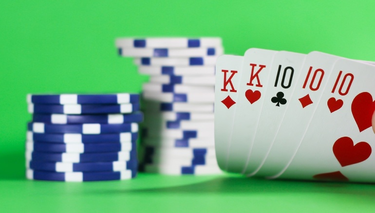 Разновидности покерного блефа