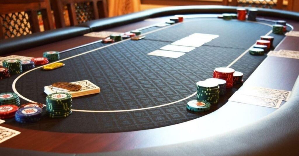 Лучшие позиции за покерным столом 