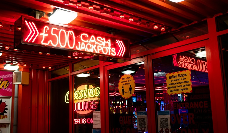 Легальные казино в России